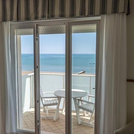 Hotels Vidi Miramare & Delfino Lido di Jesolo Exterior photo