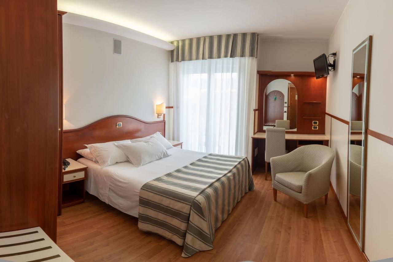 Hotels Vidi Miramare & Delfino Lido di Jesolo Exterior photo